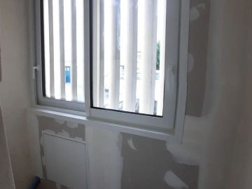 Pose de fenêtre,  isolation,  plaques de plâtre,  bandes et joints de finitions. 

Site internet : https://www.entreprise-le-gac.fr/
